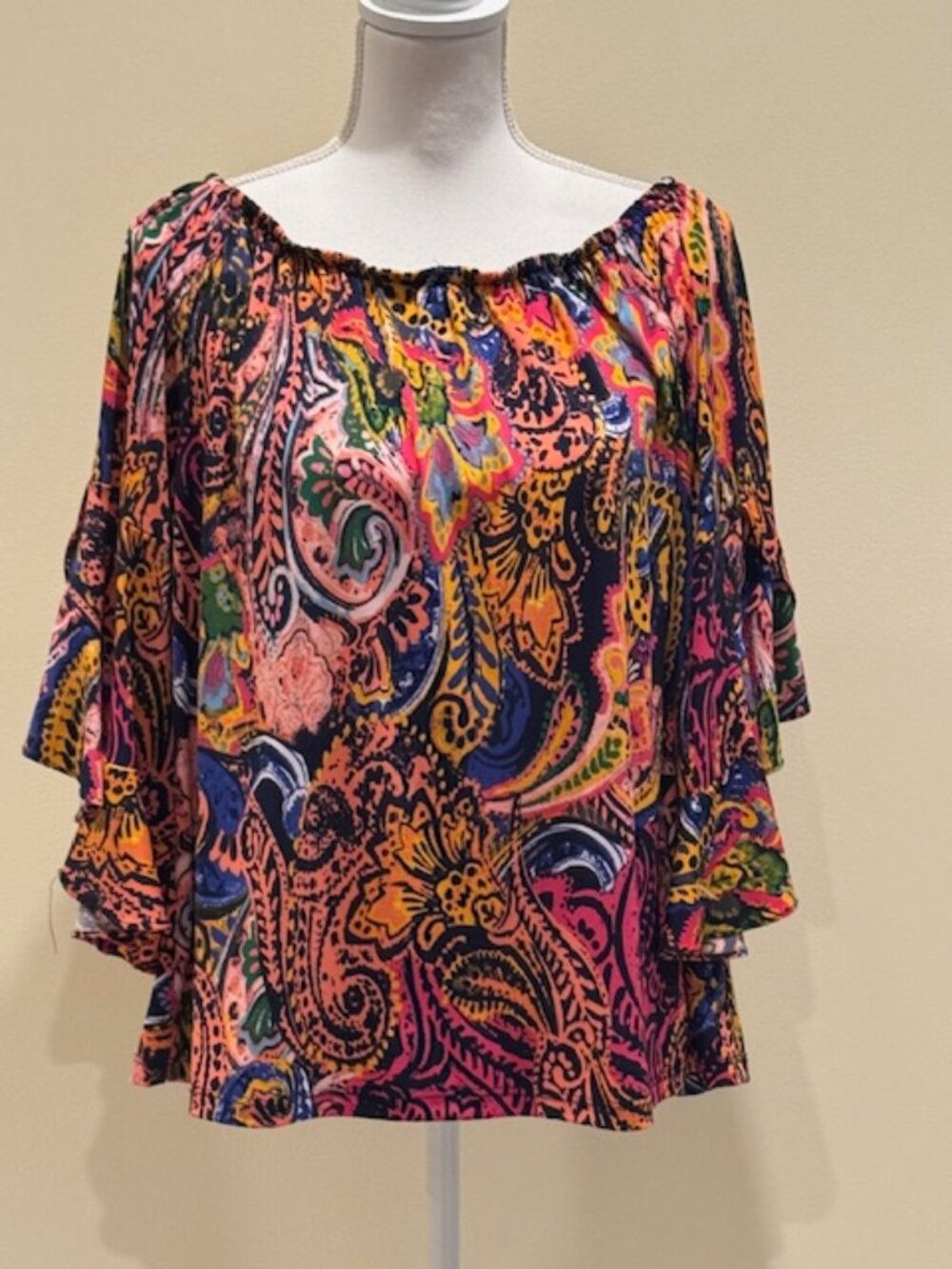 Vince Camuto Paisley 3/4 Sleeve Top Sz. L